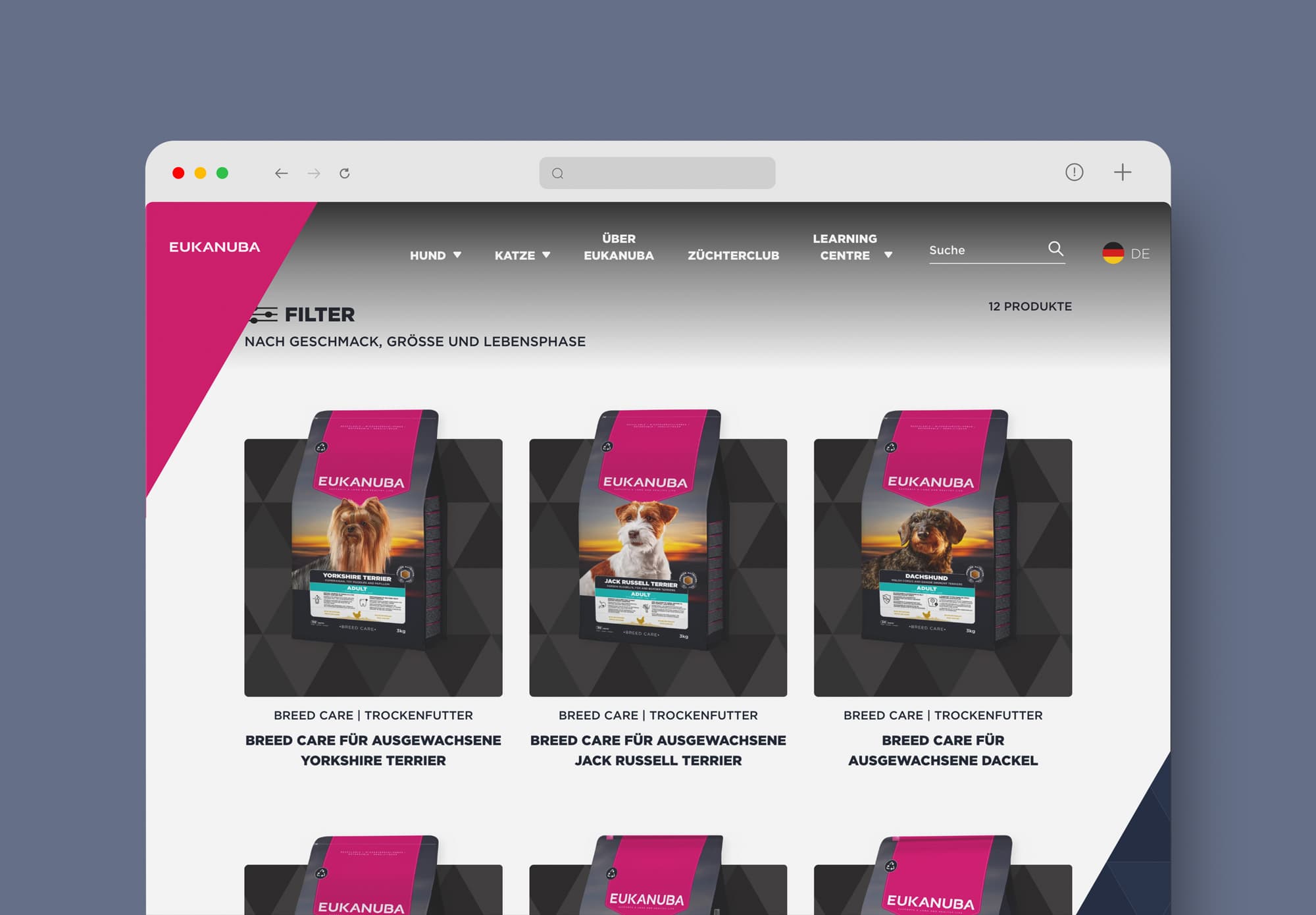 Auf einem grafisch angedeuteten Browserfenster ist die Eukanuba-Website mit Bildern von Produkten zu sehen.